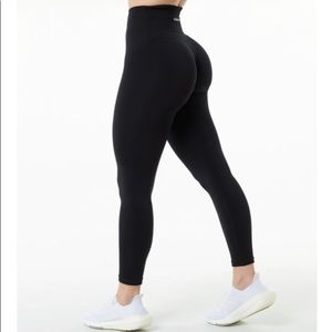 Alphalete NEW ozone leggings black size medium